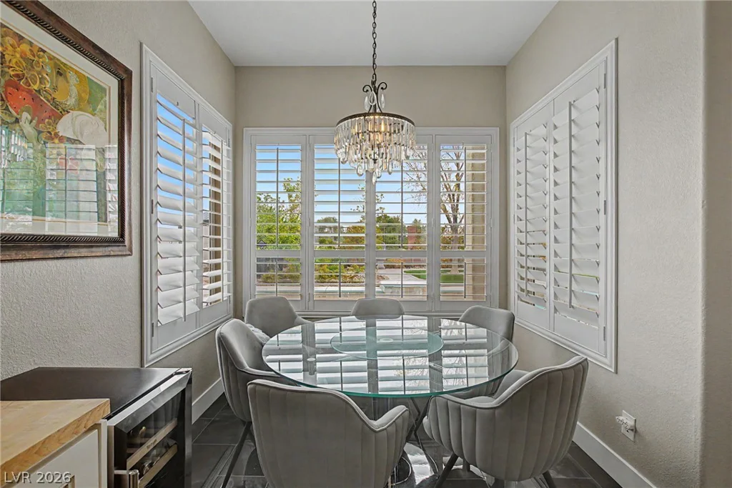 8624 Desert Bird, Las Vegas, NV 89145