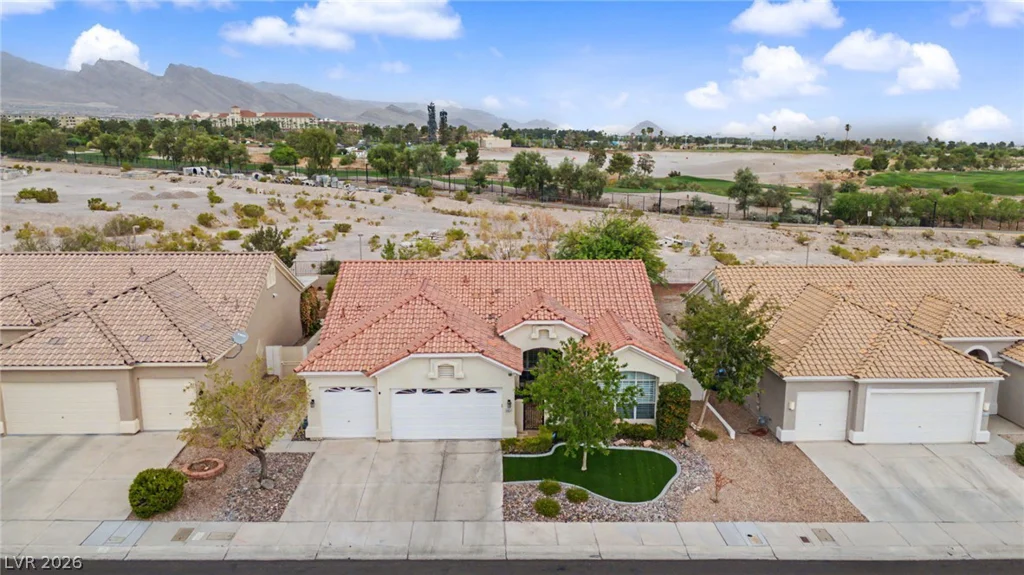 8624 Desert Bird, Las Vegas, NV 89145