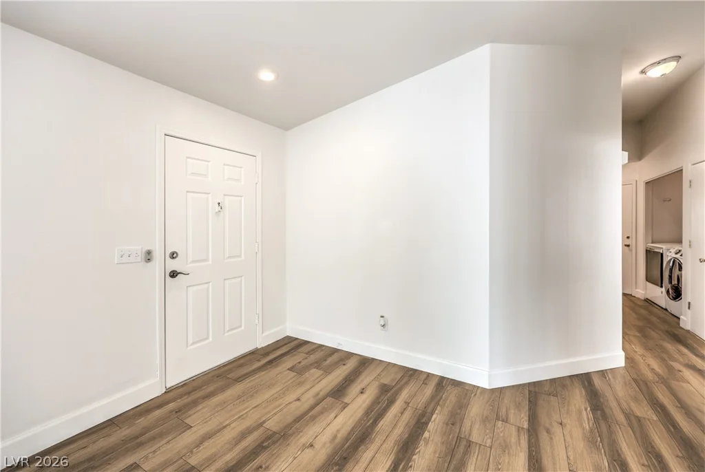 8908 Spinning Wheel, Las Vegas, NV 89143