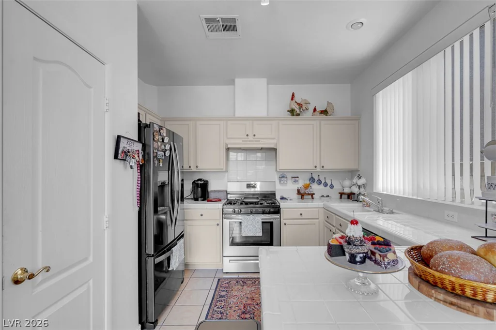 1853 Windward, Henderson, NV 89012