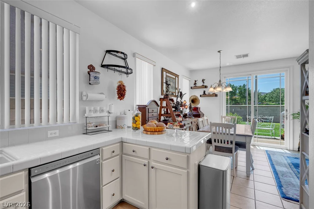 1853 Windward, Henderson, NV 89012