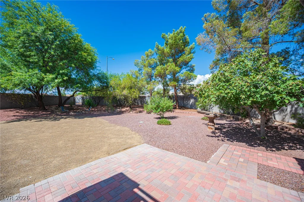 7845 Mission Point, Las Vegas, NV 89149