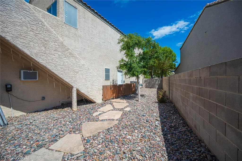 7845 Mission Point, Las Vegas, NV 89149