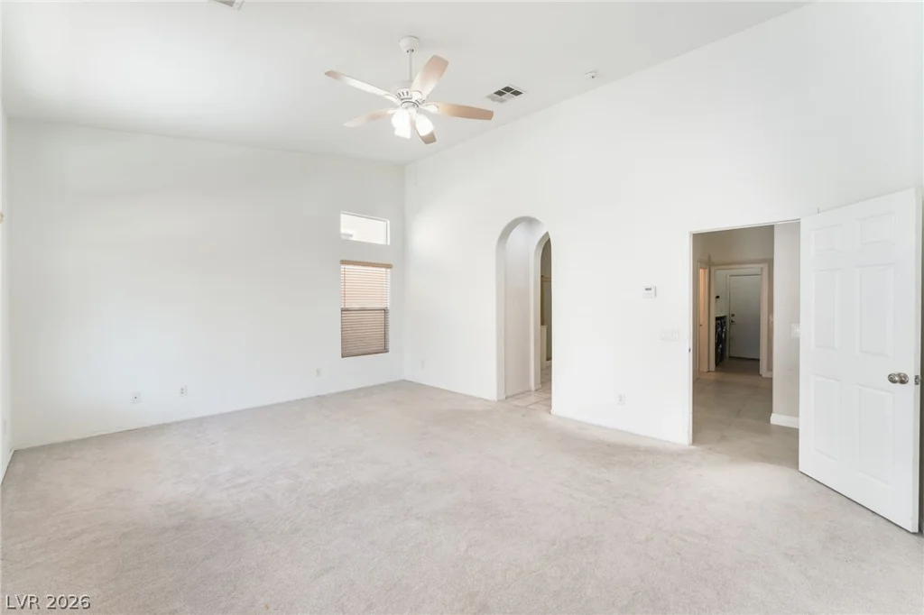 8225 Weeping Springs, Las Vegas, NV 89131