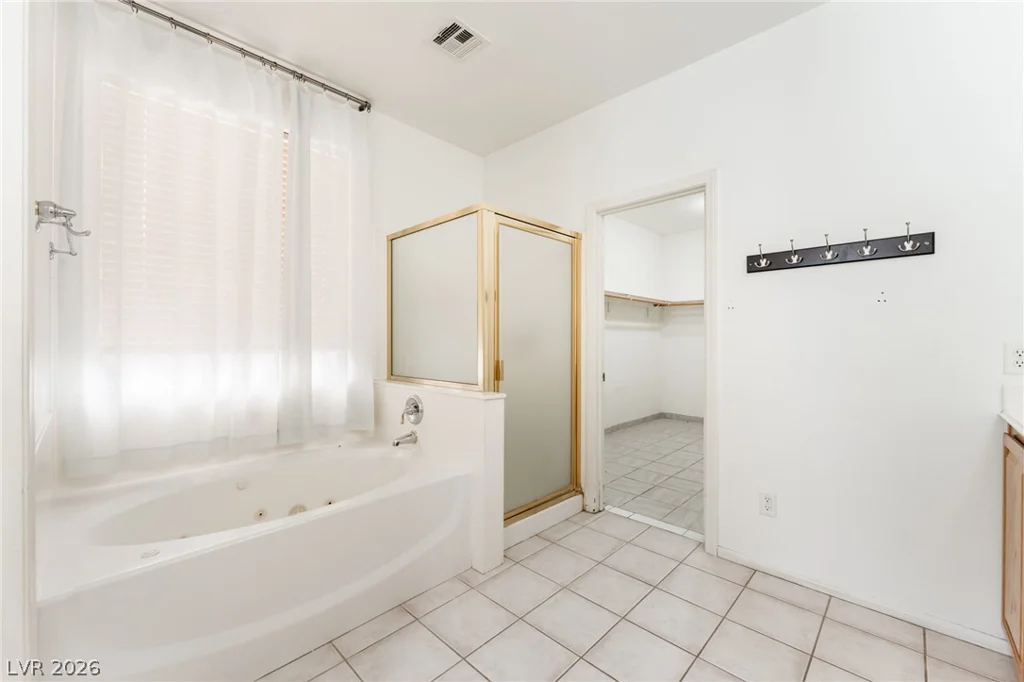 8225 Weeping Springs, Las Vegas, NV 89131