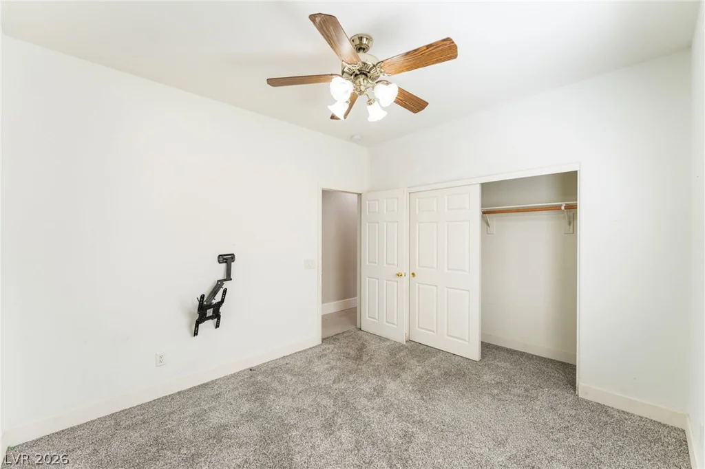 8225 Weeping Springs, Las Vegas, NV 89131