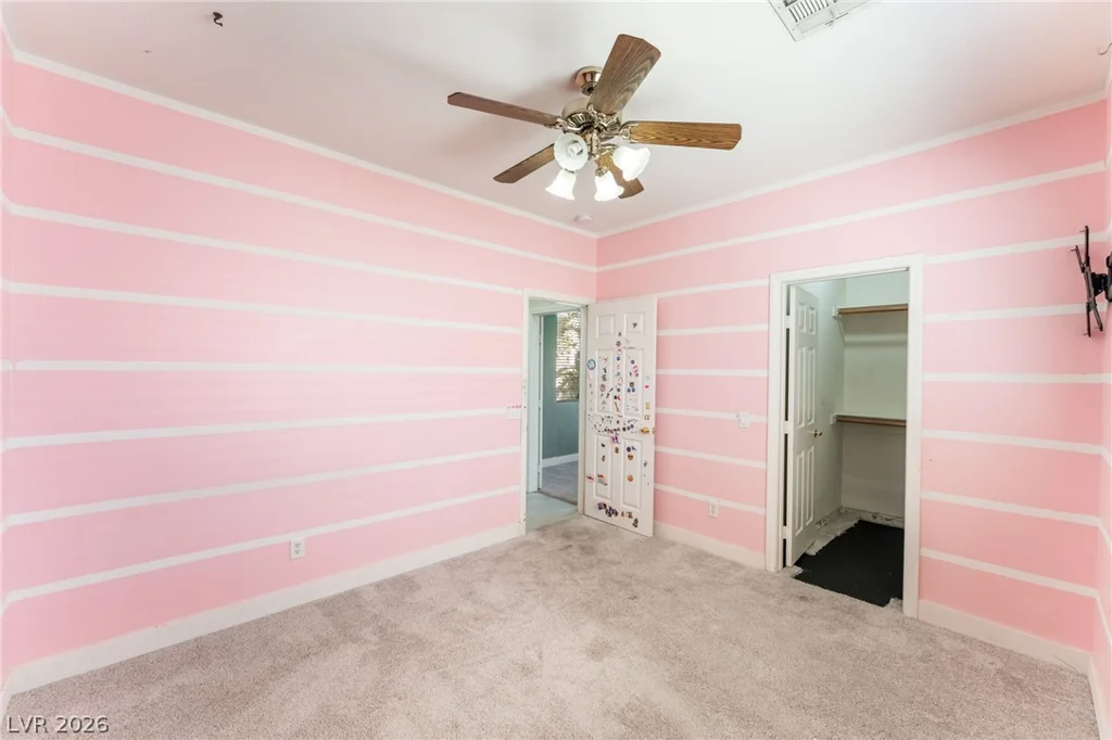 8225 Weeping Springs, Las Vegas, NV 89131