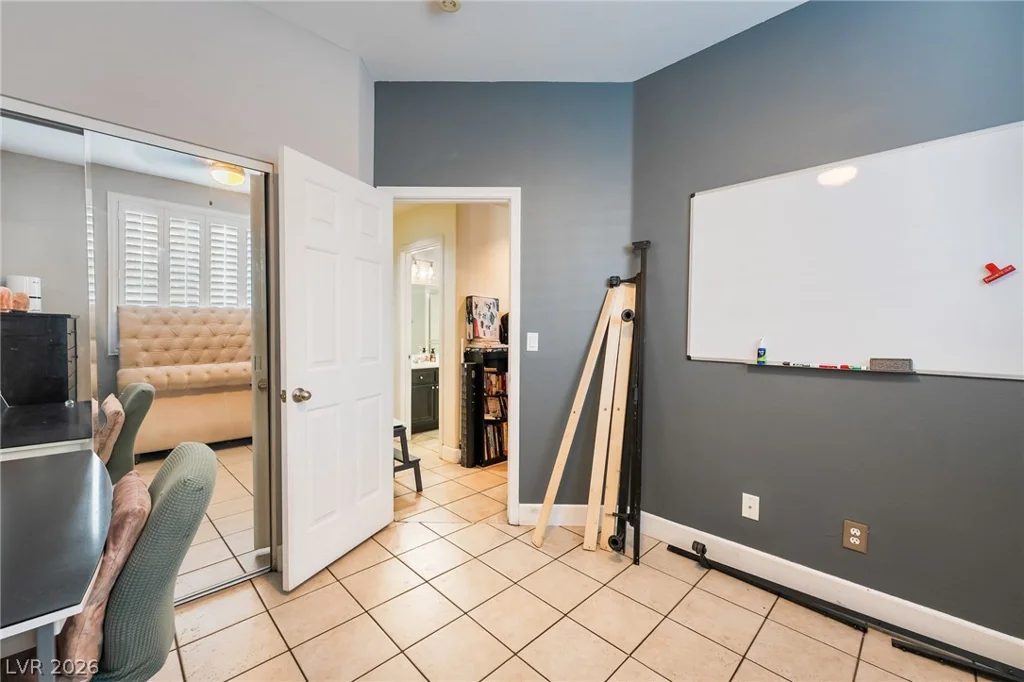 8185 Bonaventure, Las Vegas, NV 89147