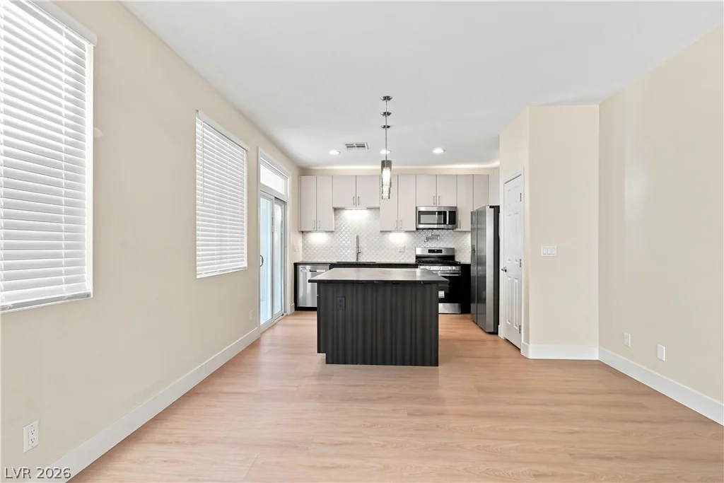 1917 Thunder Ridge, Henderson, NV 89012