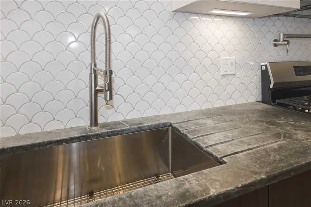 1917 Thunder Ridge, Henderson, NV 89012