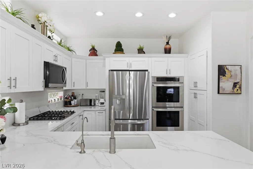 10001 Cresent Creek, Las Vegas, NV 89134