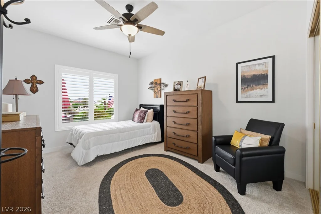 10001 Cresent Creek, Las Vegas, NV 89134