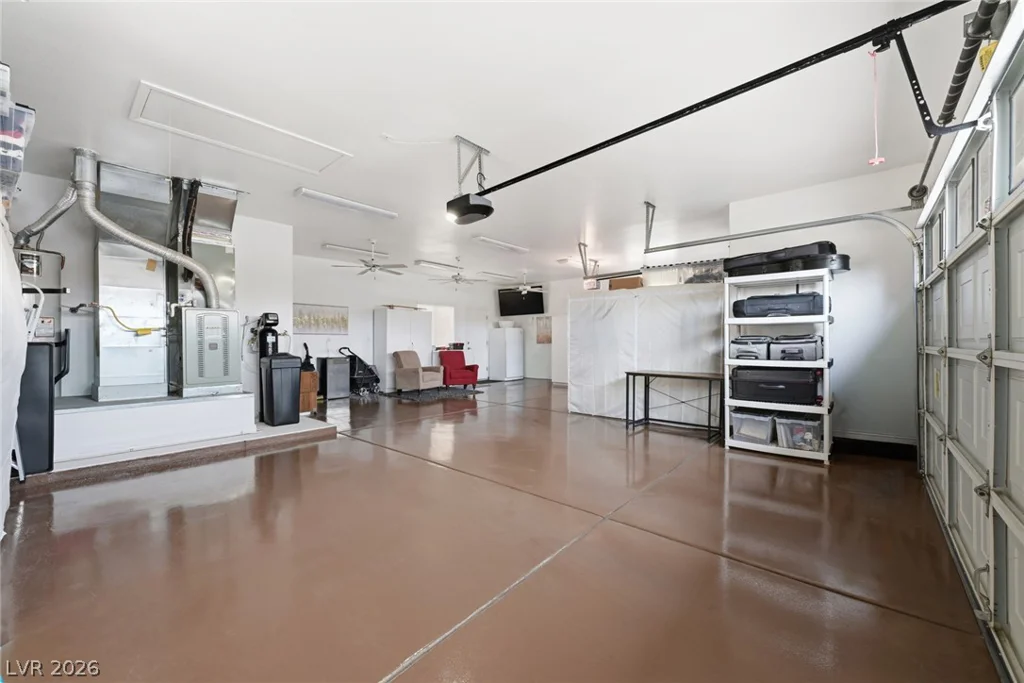 10001 Cresent Creek, Las Vegas, NV 89134