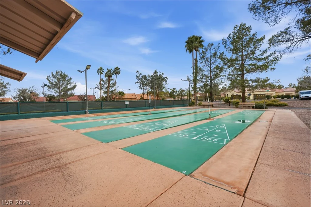 10001 Cresent Creek, Las Vegas, NV 89134