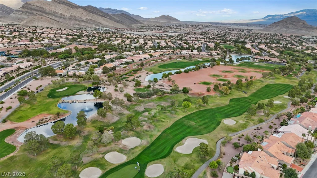 10001 Cresent Creek, Las Vegas, NV 89134