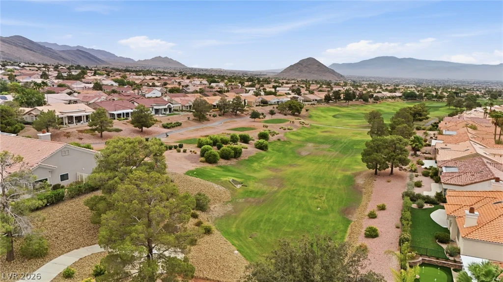 10001 Cresent Creek, Las Vegas, NV 89134