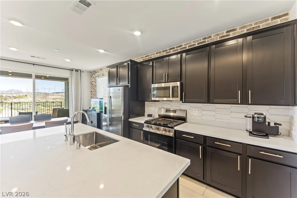 1043 Strada Mazoni, Henderson, NV 89011