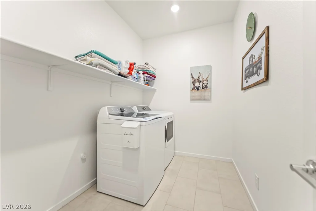 1043 Strada Mazoni, Henderson, NV 89011