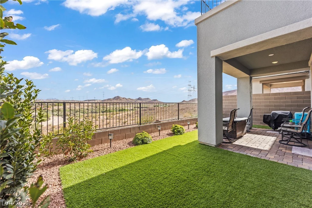 1043 Strada Mazoni, Henderson, NV 89011