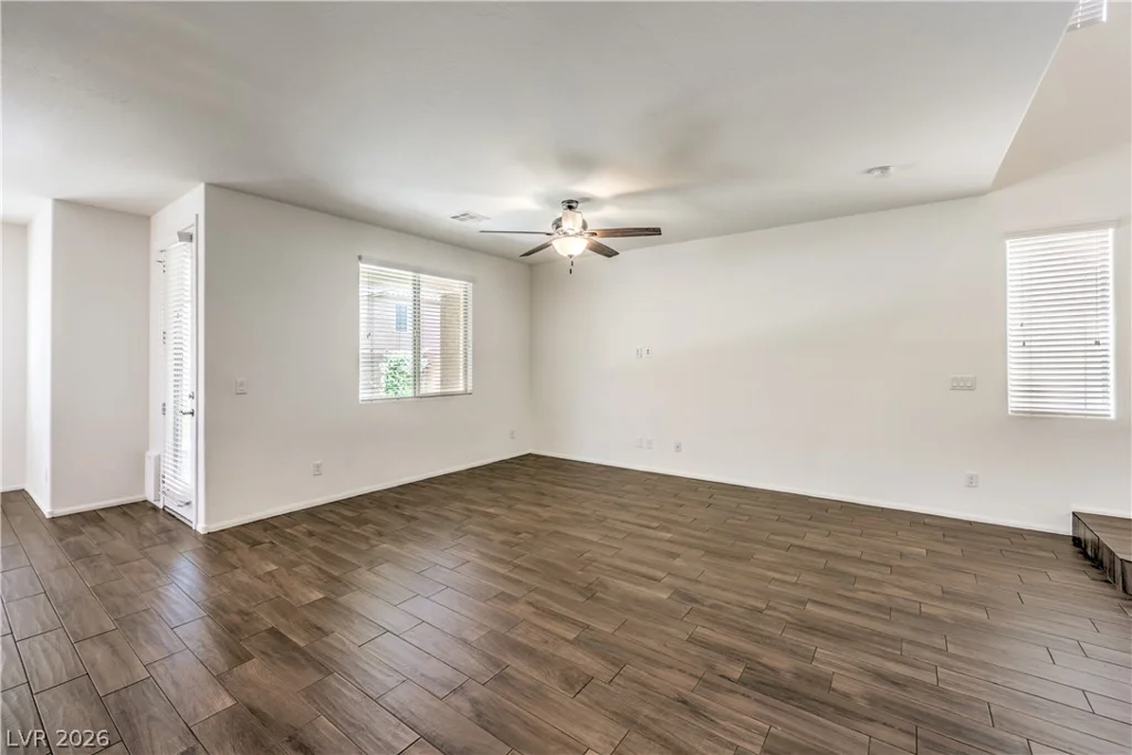 10866 Buzzards Bay, Las Vegas, NV 89179