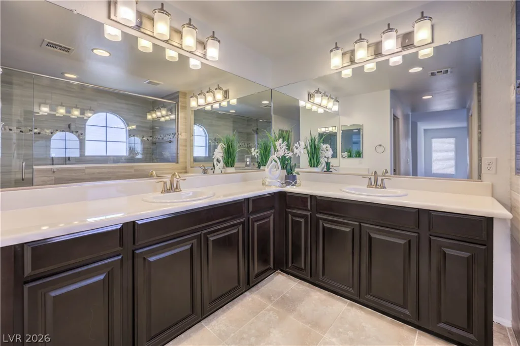 10866 Buzzards Bay, Las Vegas, NV 89179