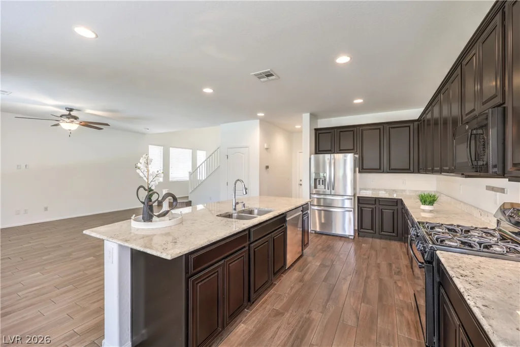 10866 Buzzards Bay, Las Vegas, NV 89179