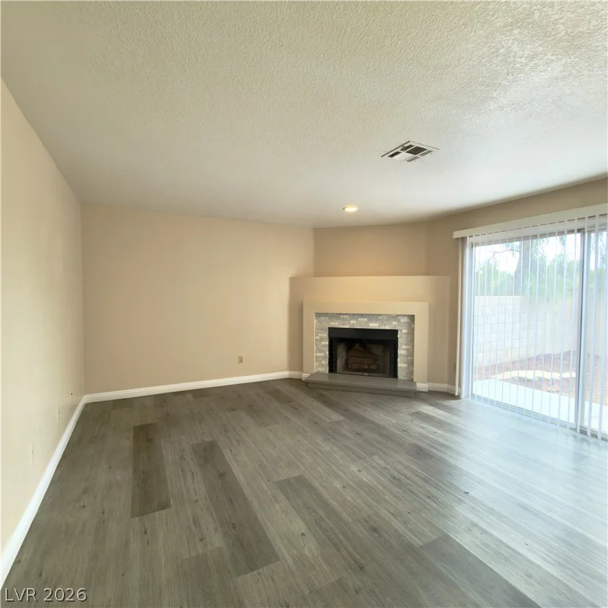 6250 Flamingo, Las Vegas, NV 89103