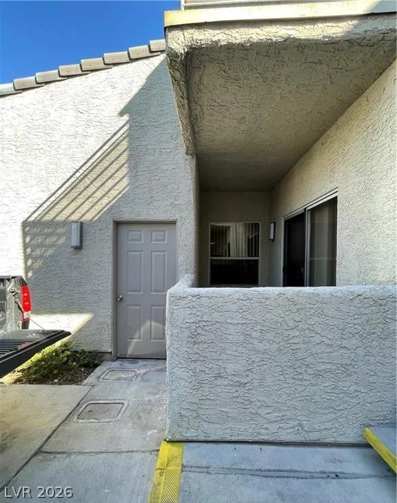 6250 Flamingo, Las Vegas, NV 89103