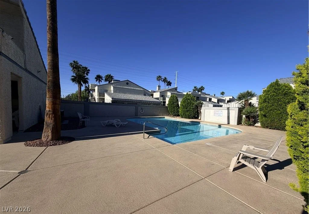 6250 Flamingo, Las Vegas, NV 89103
