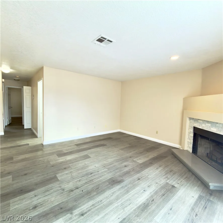 6250 Flamingo, Las Vegas, NV 89103