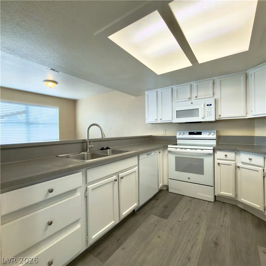 6250 Flamingo, Las Vegas, NV 89103