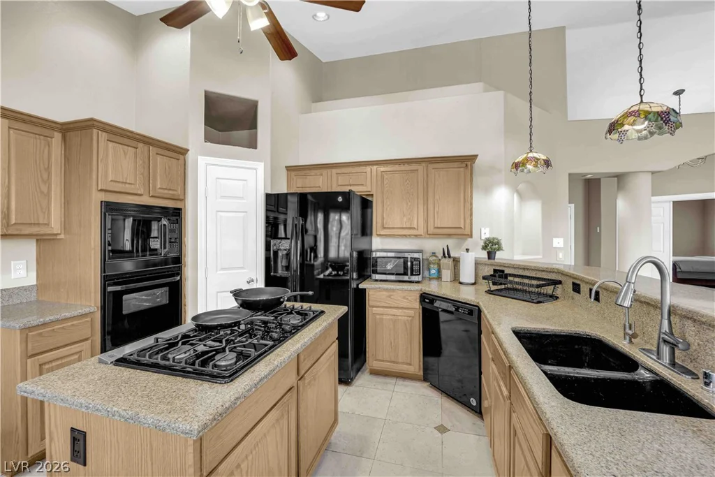6003 Lone Creek, Las Vegas, NV 89103