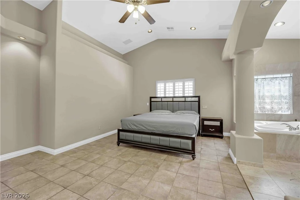 6003 Lone Creek, Las Vegas, NV 89103