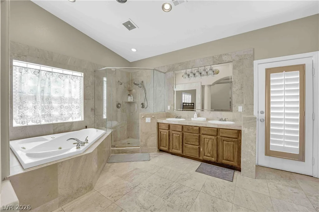 6003 Lone Creek, Las Vegas, NV 89103