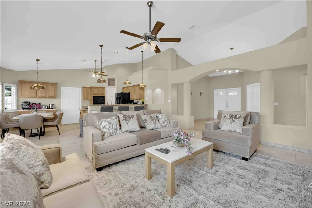 6003 Lone Creek, Las Vegas, NV 89103