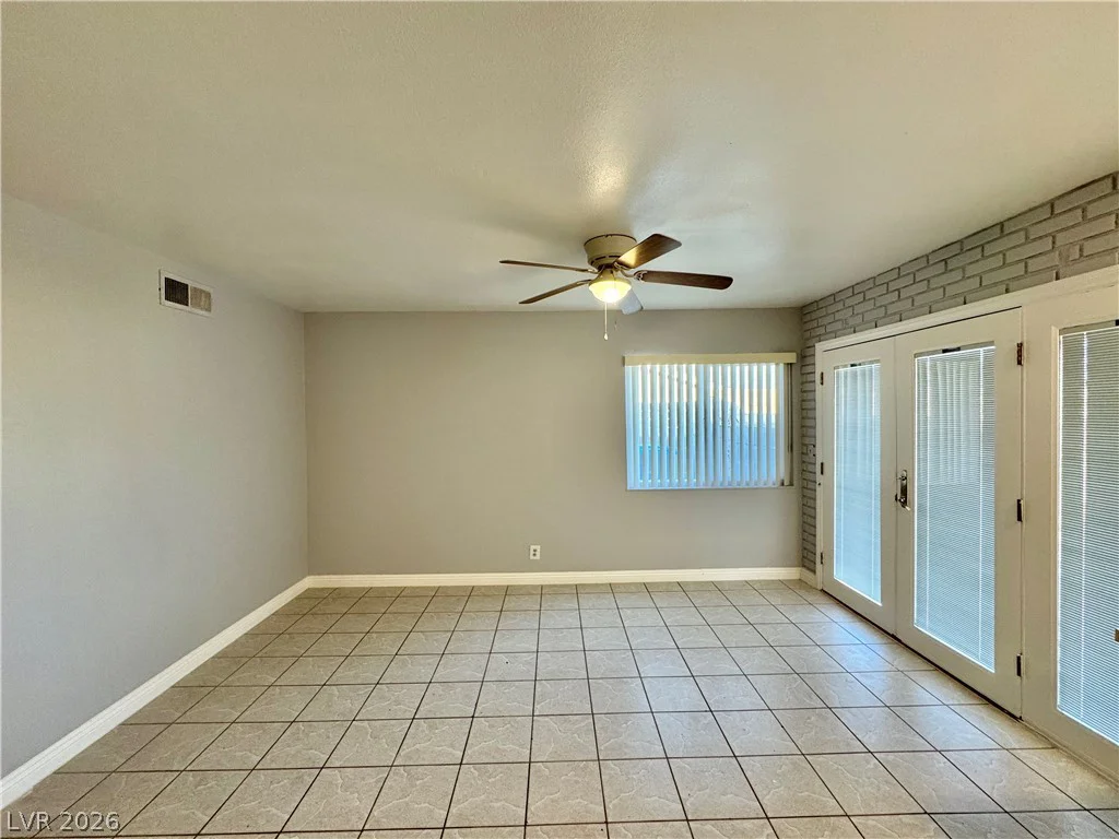 7121 Pleasant View, Las Vegas, NV 89147