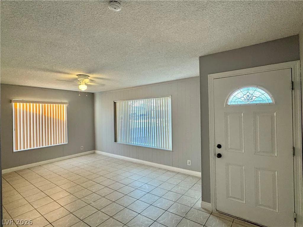 7121 Pleasant View, Las Vegas, NV 89147