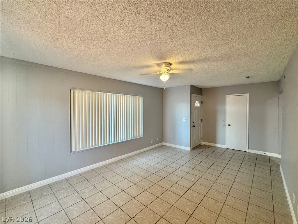 7121 Pleasant View, Las Vegas, NV 89147