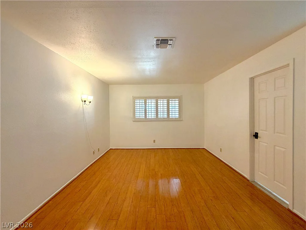 6593 Costa Brava, Las Vegas, NV 89146