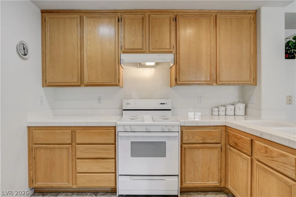 1207 Golden Spike, Henderson, NV 89014