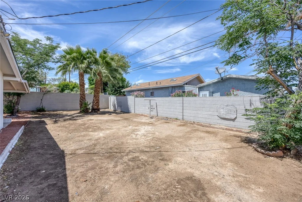 1709 Hassett, Las Vegas, NV 89104