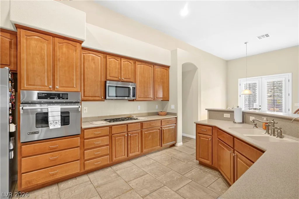 2058 Poetry, Henderson, NV 89052