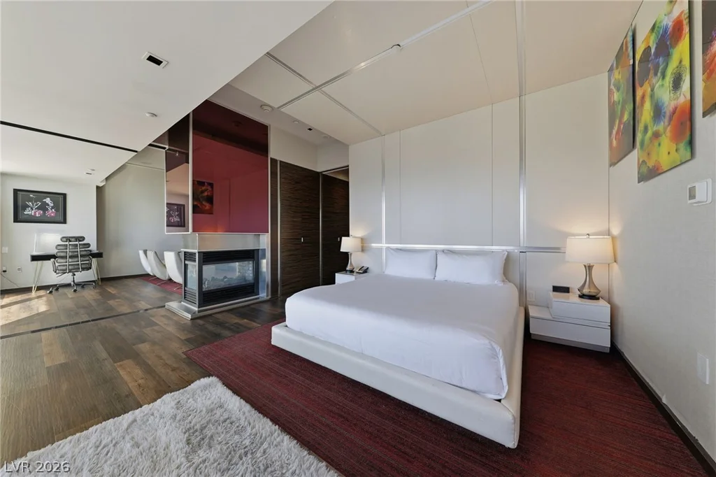 4381 Flamingo, Las Vegas, NV 89103