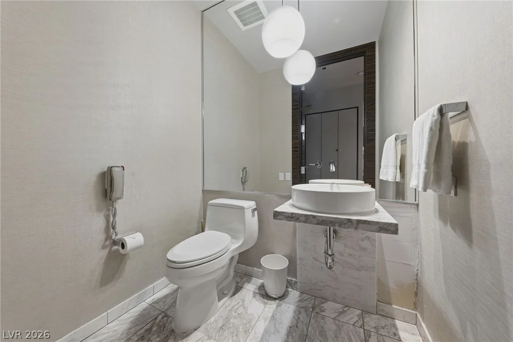 4381 Flamingo, Las Vegas, NV 89103
