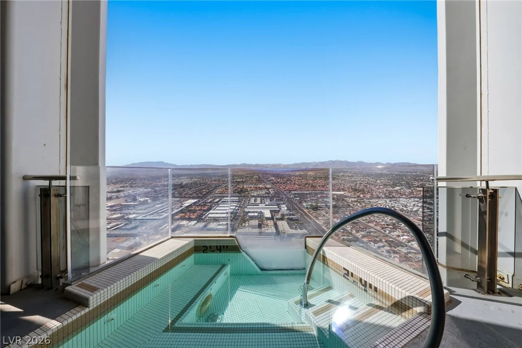 4381 Flamingo, Las Vegas, NV 89103