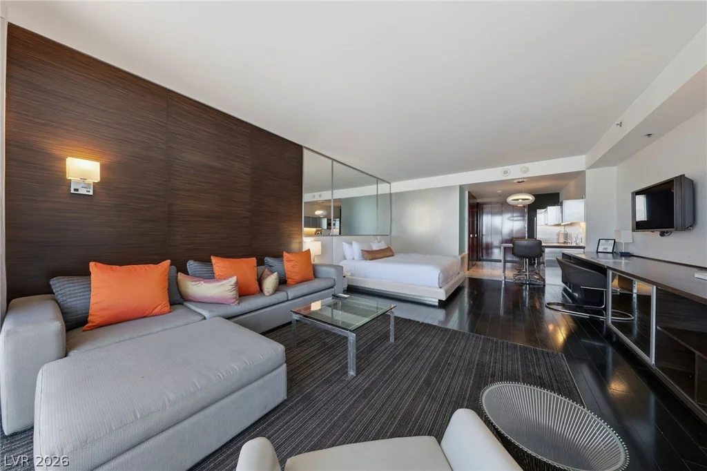 4381 Flamingo, Las Vegas, NV 89103