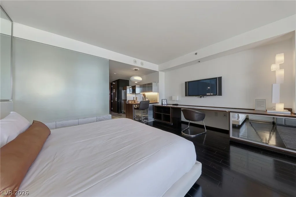 4381 Flamingo, Las Vegas, NV 89103