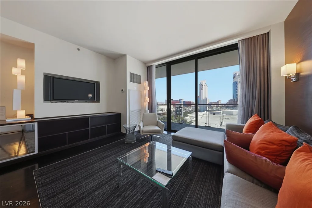 4381 Flamingo, Las Vegas, NV 89103