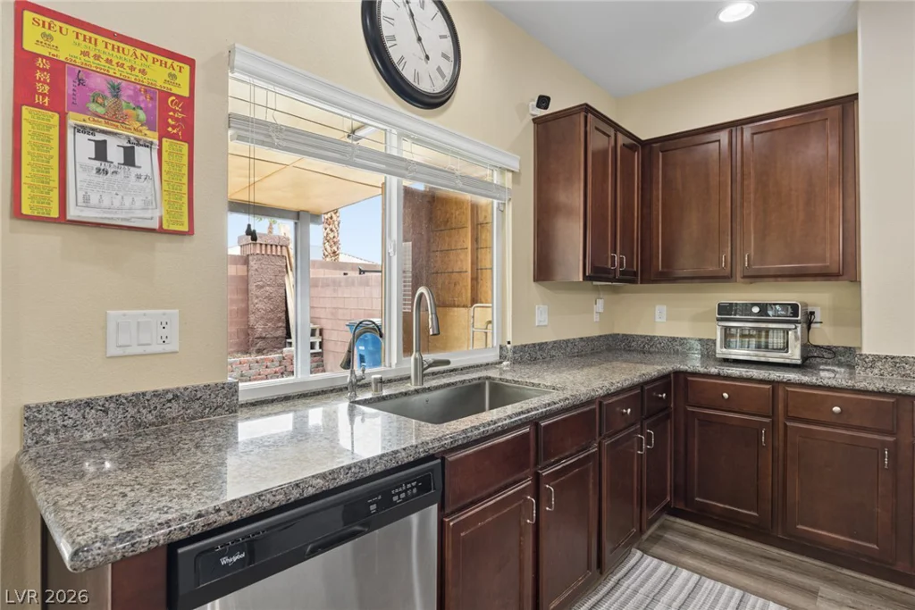 8194 Duncan Peak, Las Vegas, NV 89139