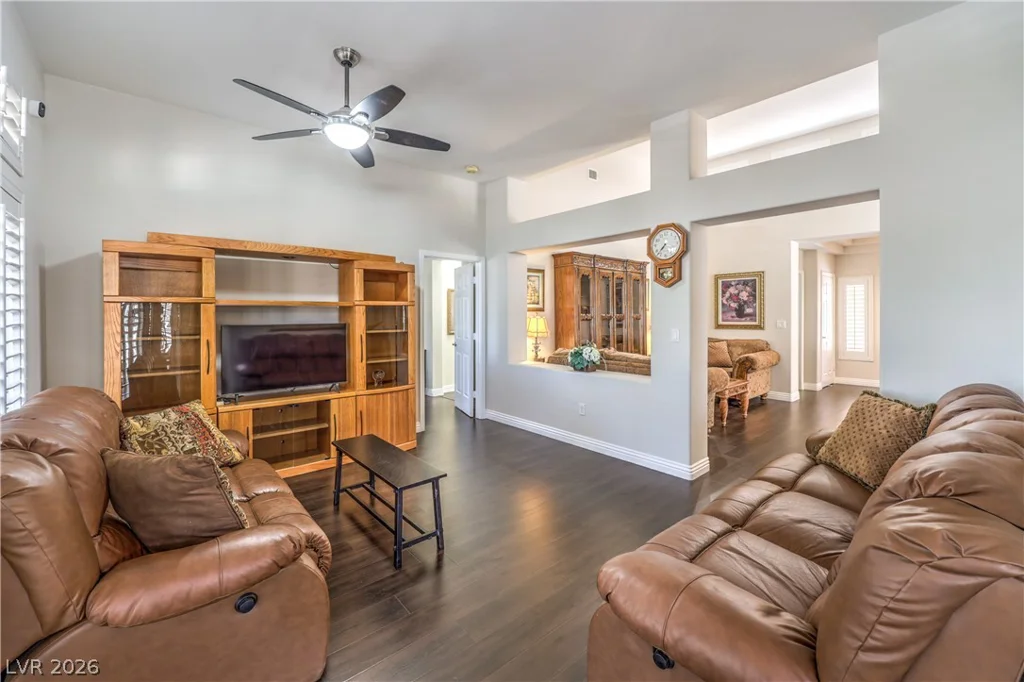 2330 Spring Water, Las Vegas, NV 89134